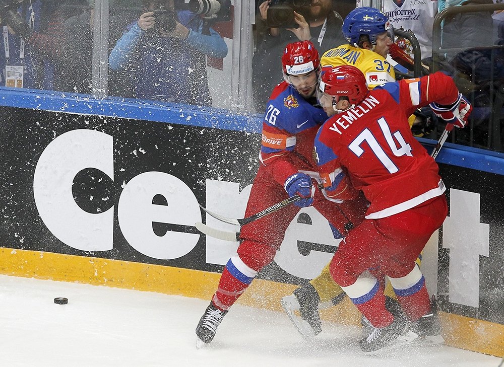 Сборная России по хоккею обыграла команду Швеции